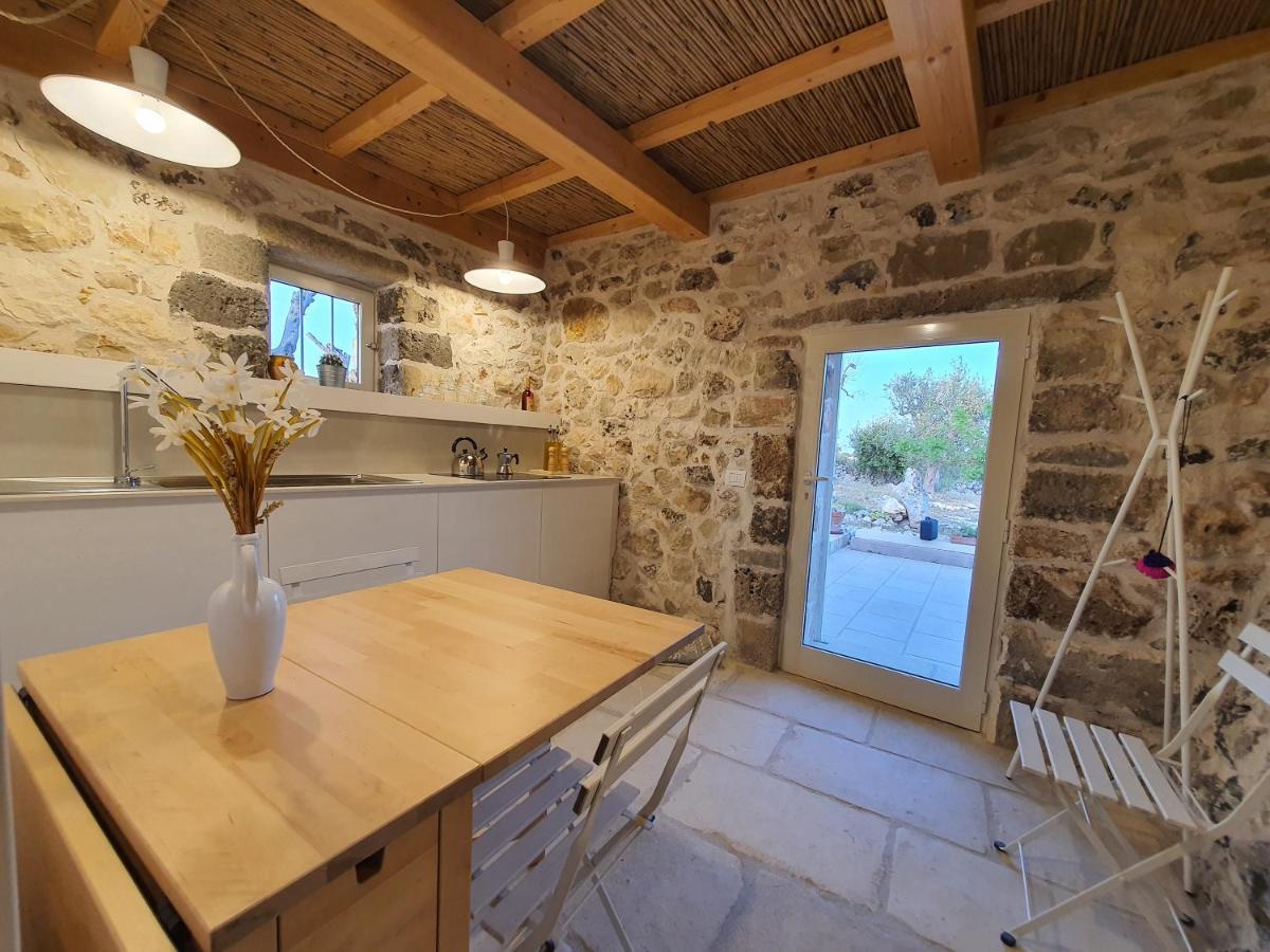 La Nicchia-Trullo Apartman Corigliano dʼOtranto Kültér fotó